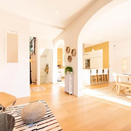 Villa 180m² 5p Piscine Garage - 180m² 5p Piscine Garage Mae-2963 *