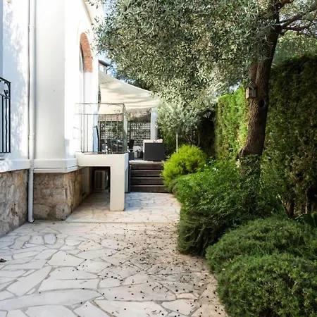 Villa 180m² 5p Piscine Garage - 180m² 5p Piscine Garage Mae-2963 *
