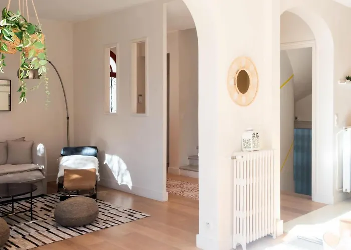 Villa Résidence Villa 180m² 5p Cannes Piscine Garage - Villa 180m² 5P Cannes Piscine Garage MAE-2963 *